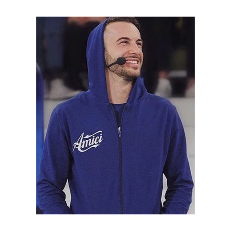 VSV_azzu02's tweet photo. Andreas al serale😍😍😍 Te lo meritavi troppo. Grandi @NekOfficial @jaxofficial  #IoStoConIBlu @AmiciUfficiale ❤️😍 https://t.co/kG6Kt8w09T
