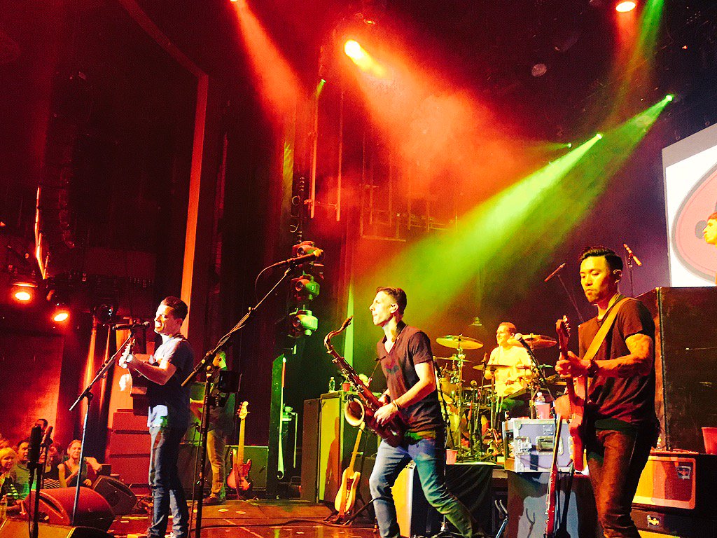 JLeelan's tweet photo. @ofarevolution @LebrewskiCruise  we had such an amazing time on this musical ride. OAR rocked the boat!!! 🎸🎷🎤🎳🍻🎹🏝🛳⚓️ https://t.co/2nlP3scvkc