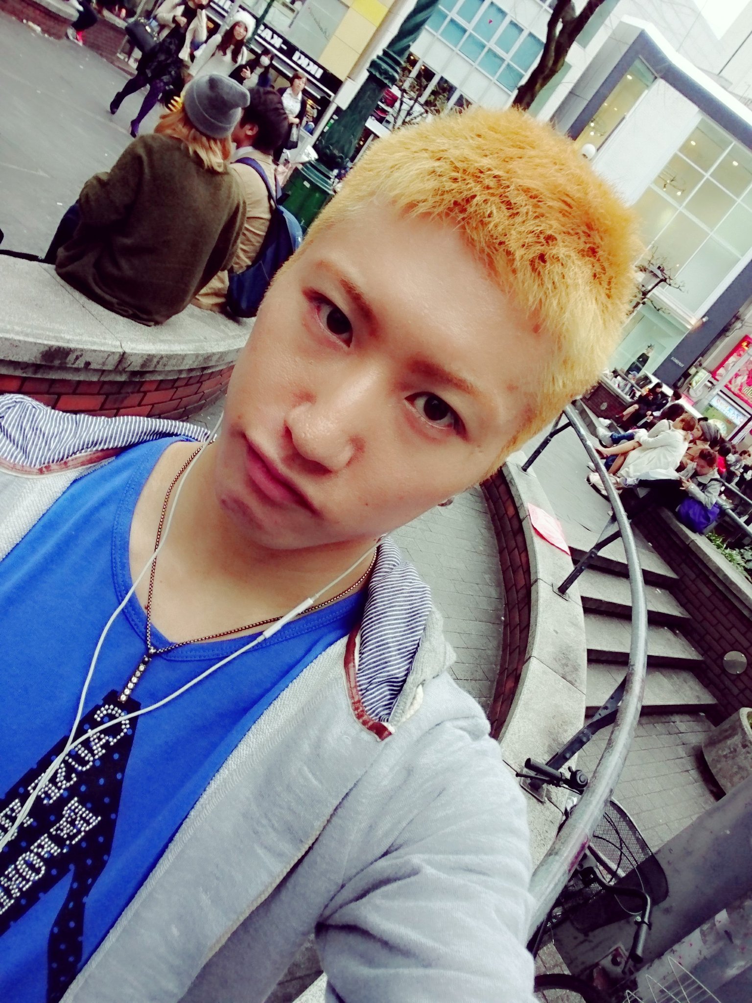 しんやっちょ Sur Twitter この髪型して本田圭佑似てる 言われるからテーマはサッカーで 踊るのでお楽しみに 時間おしてるらしい みんな会いに来てね ３ ６ 日 大阪 Club Neo 出番 18時頃 入場 当日 1500 500ﾄﾞﾘﾝｸ T Co 1bwb8co8uw Twitter