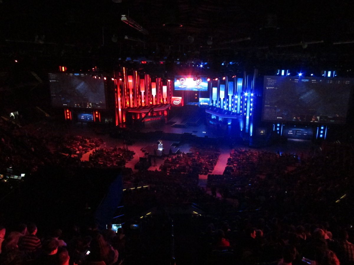 milanpasek's tweet image. @Serveromat founders at @IEM. Katowice, Poland