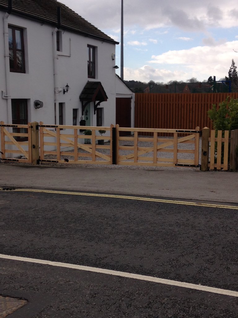 @requirejonery tweet media