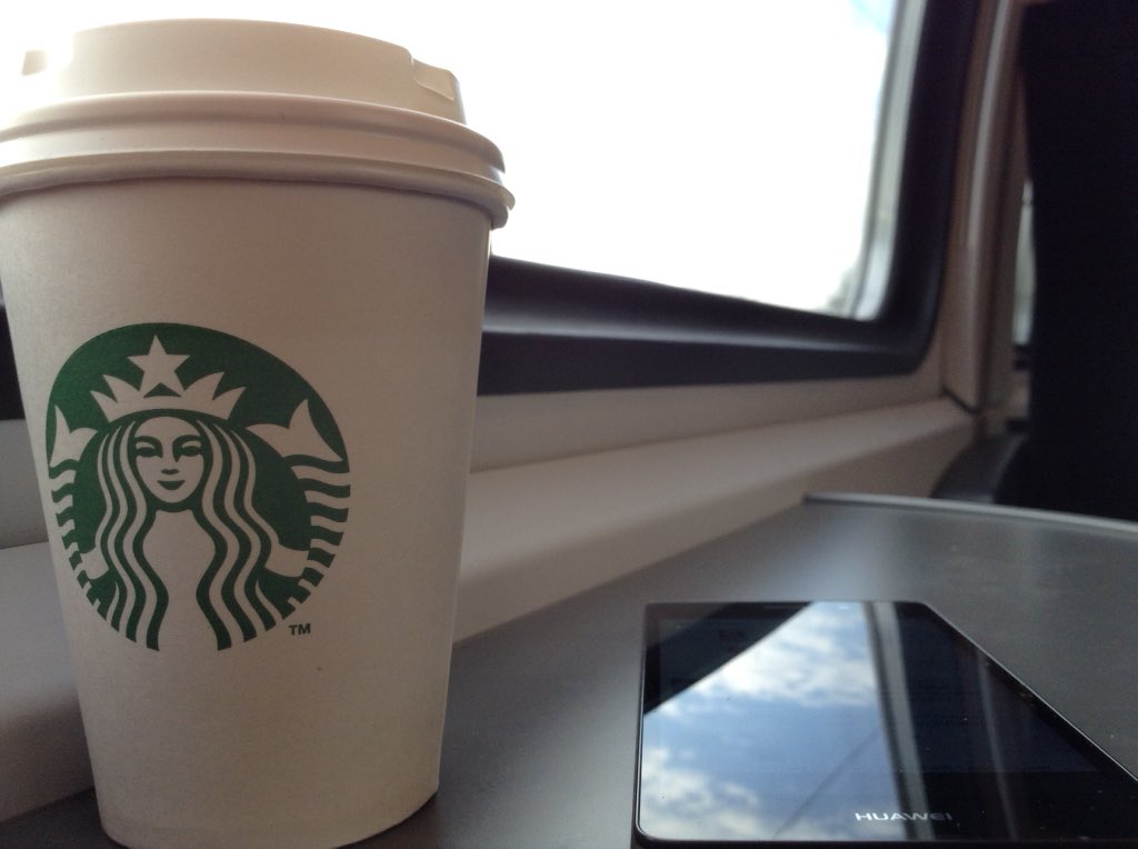 gregorfroehlich's tweet photo. Coffee2Go - Unterwegs zum 1. CH #wevent nach ZRH #worklifecamp https://t.co/kabA9ZFYb4