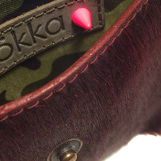 milokkabags's tweet photo. Trébol #aw16forest #RebelLeatherBags #Rebelinside #milökka #fashion #moda #accesories #bag #madeinspain #camuflaje https://t.co/cW4GrYx5BV