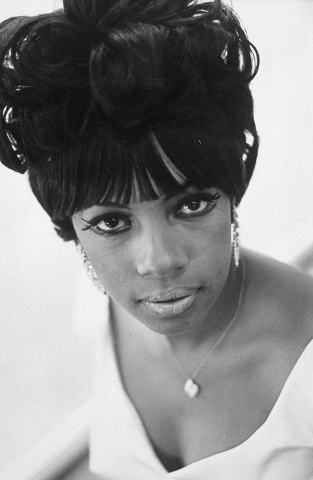 thebrownpoet2's tweet photo. @MWilsonSupreme Happy Birthday Mary Wilson!

#ThePrimettes #TheOriginalSupremes #RockRollHOF1988 #DareToDream https://t.co/aDZTbtTiQm