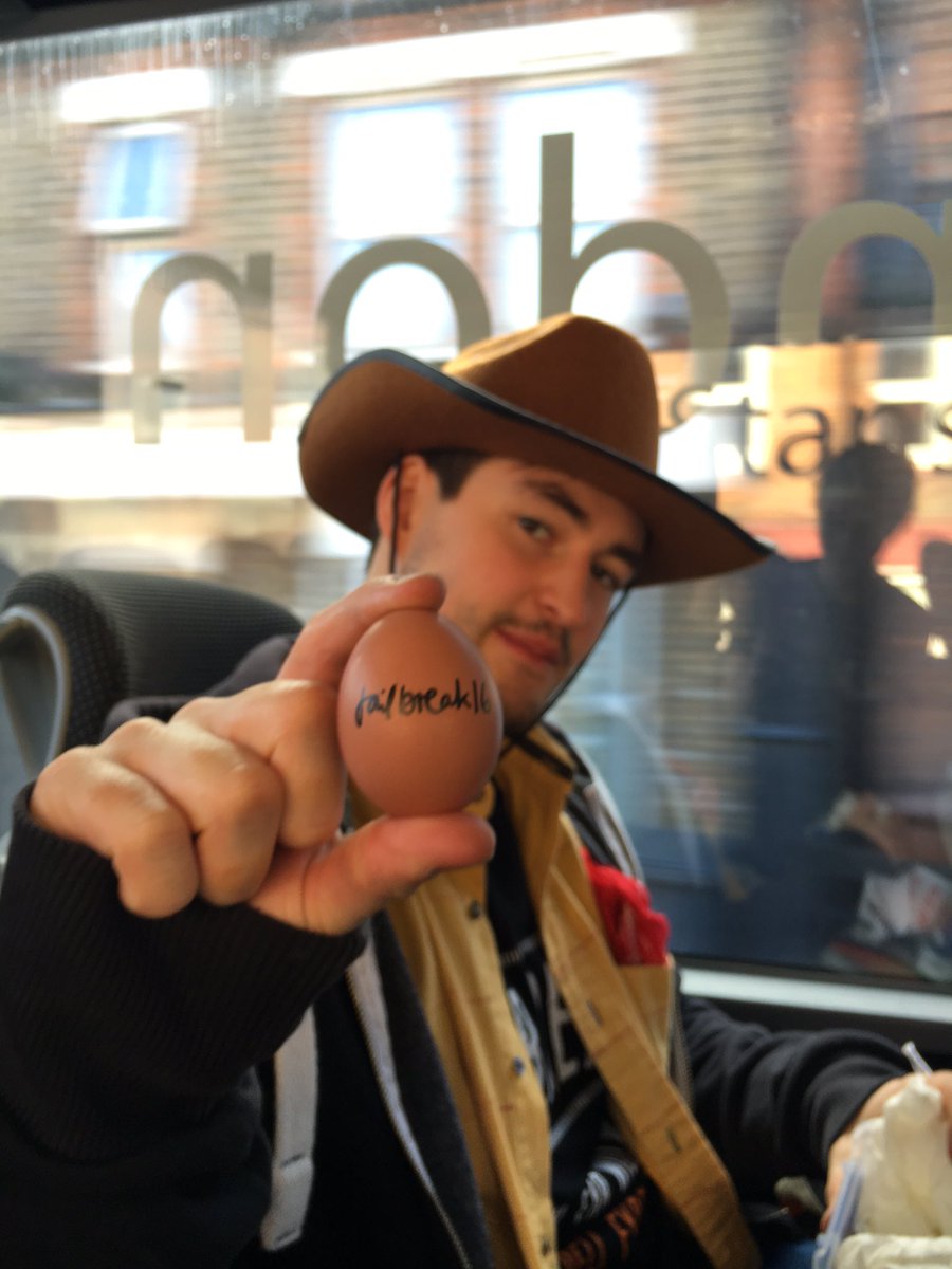 GeoG_Jailbreak's tweet photo. @VolunteerCUSU our egg is doing great Zak looking after it eggceptionally well :D https://t.co/VFZHtUDKyx