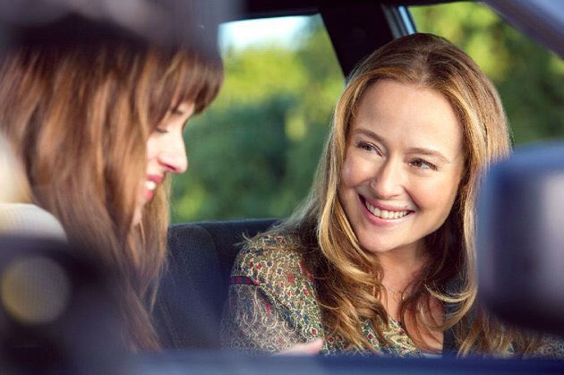 FSOG_UK's tweet photo. Today is Mothers Day in the UK! Happy Mothers Day to all you mums! #HappyMothersDay #FiftyShades https://t.co/ntjQR4DBqU
