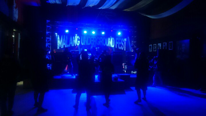 Hellsoil. Band pertama #malangundergroundfest