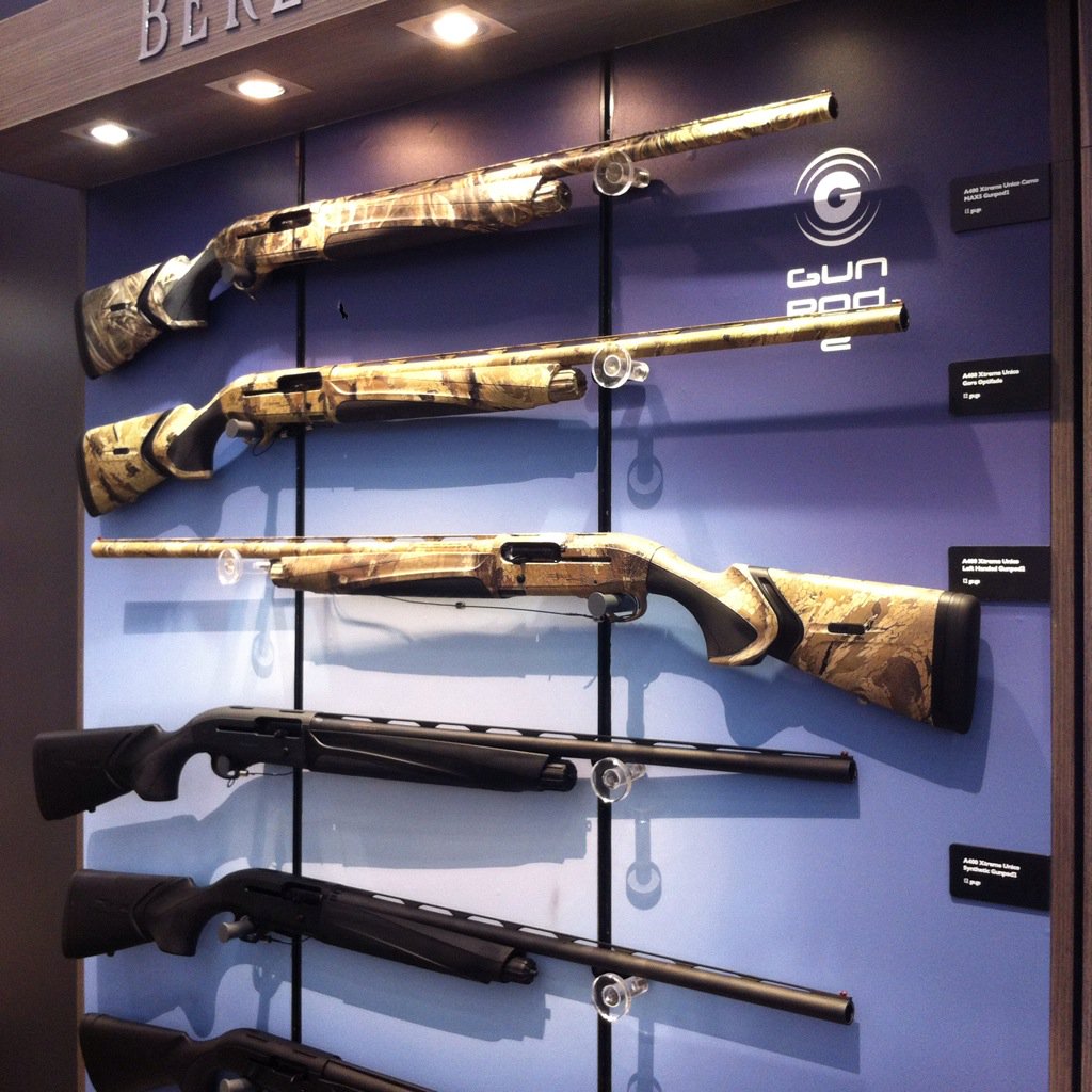 Beretta_1526's tweet photo. Checking out left-handed semiauto options: #Beretta #A400 Xtreme Unico & Xplor Action with #GunPod2 https://t.co/YPiYwhScbo