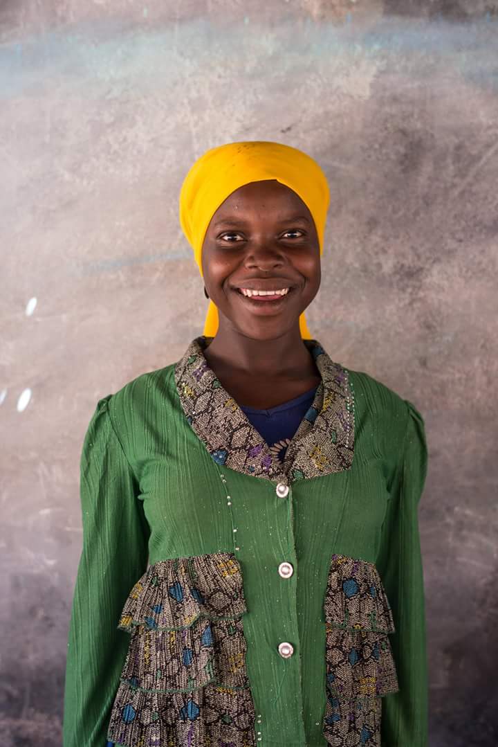 UNICEF's tweet image. “I love school. Without education, there is no change” Halah, 16, from Chad. @UNICEFChad