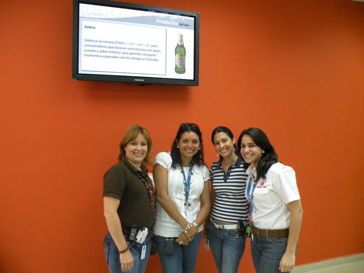 Revisa todos los servicios que podemos ofrecerte para tus Carteleras Digitales - imvinet.com/services/