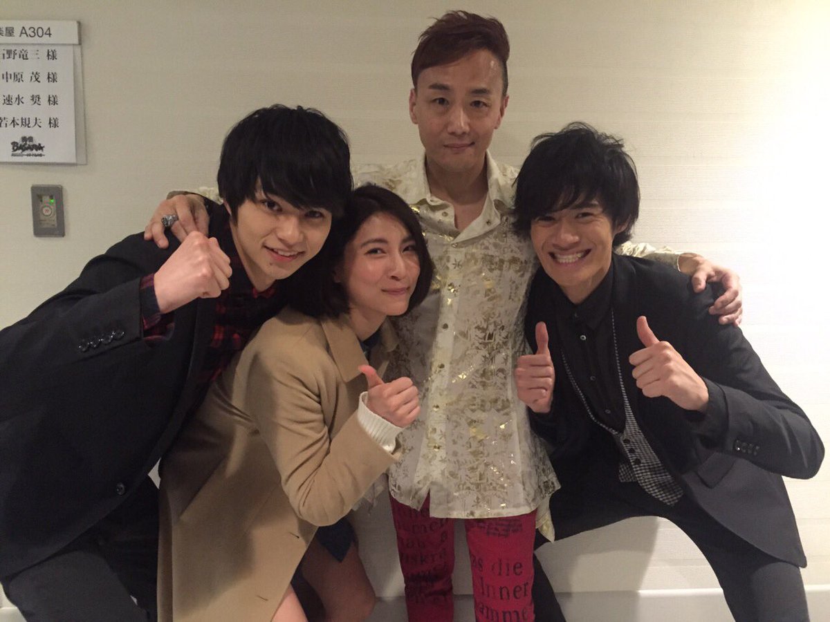 Twitter पर 山口智也 Solidemo 戦国basaraにて長曾我部元親の声優をされている石野竜三さんとお写真を撮っていただきました 舞台戦国basara4 皇にて長曾我部元親親衛隊武三役をしたいたので お話できてとても嬉しかったです T T ありがとうございました Twitter पर 山口智也 Solidemo 戦国basaraにて長曾我部元親の声優をされている石野竜三さんとお写真を撮っていただきました 舞台戦国basara4 皇にて長曾我部元親親衛隊武三役をしたいたので お話できてとても嬉しかったです T T ありがとうございました