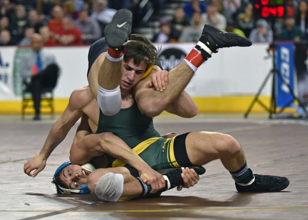 cmatthews_dj's tweet photo. NJSIAA Wrestling Semi-Finals photos:  Finals on the way! https://t.co/8n2aYMSeuQ @TheMatPack @cpsj @thedailyjournal https://t.co/Omfc7Zcok0