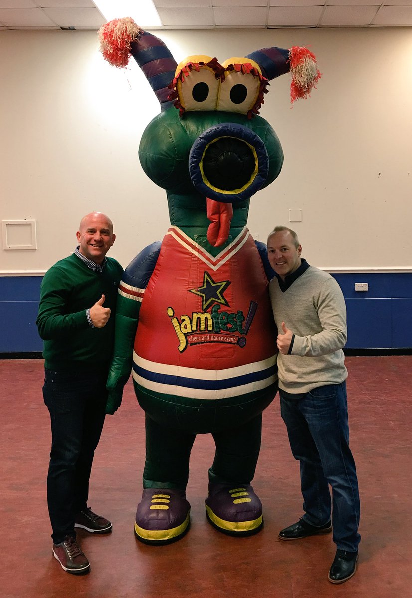 danjambrands's tweet photo. Had to get this guy @Trizad to England to meet JAMMY! @VarsityAllStar pretty cool! #jamfest #northernjam https://t.co/EoBCBipHrA