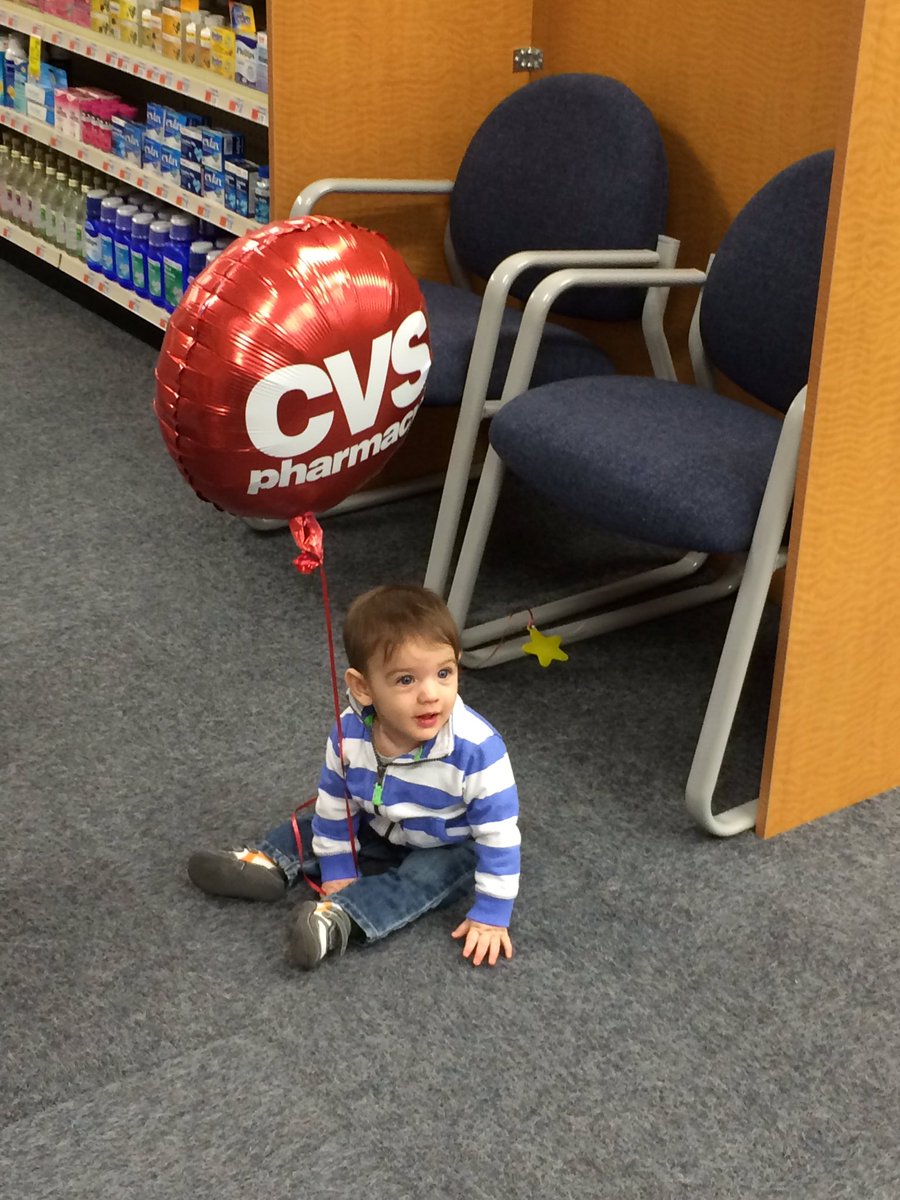 LB1284's tweet photo. First customer at grand opening of cvs hopkinton 🎉🎈🎉🎈@KLuvR13 https://t.co/t3YVf4K4MK