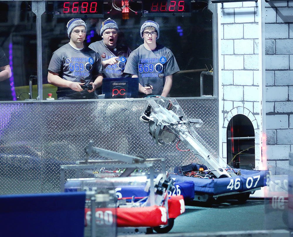 Robotics teams draw upon diverse talents bit.ly/1RO2ZFS