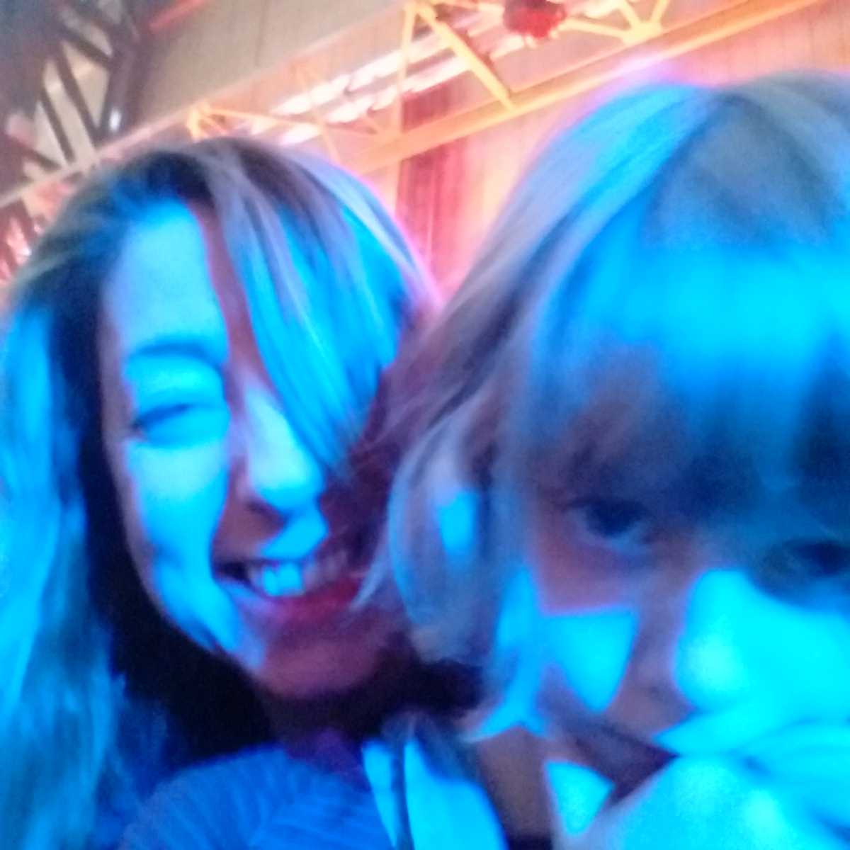 jennycolgan's tweet photo. Someone is happy to be at #robotwars and some people are #bitfrightened https://t.co/eeBzN1QnGC