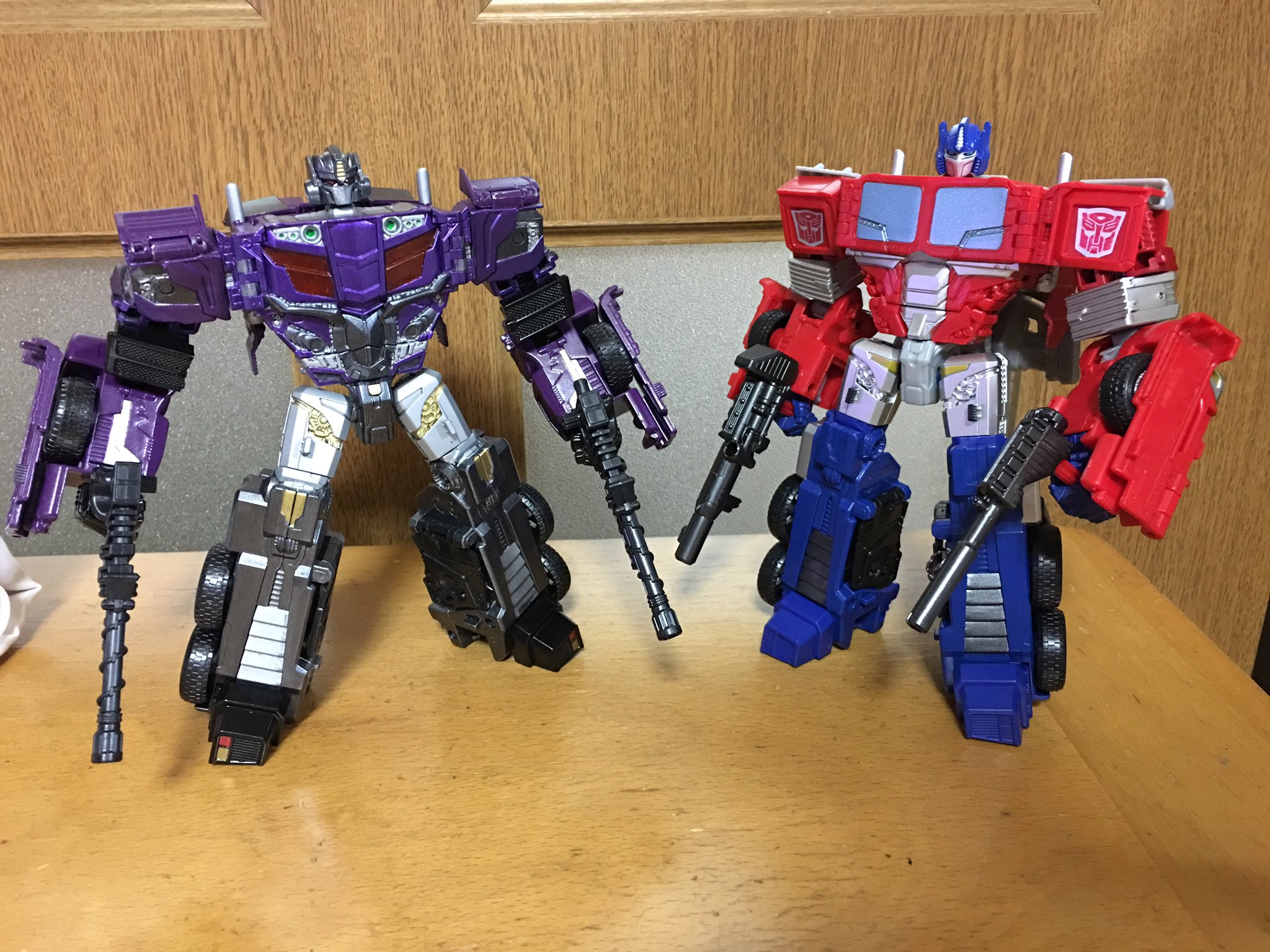 Some new TRANSFORMERS custom toys goodness - Page 246