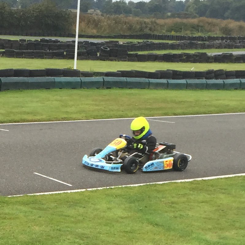 Crownowox's tweet photo. Good luck today Ciaran 🏁💖🏁  #Rowrah #Karting https://t.co/oPFrq8UySo