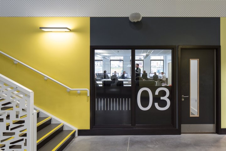 PopStore's tweet photo. We just love the Atrium Studio design by Satellite Architects. Take a tour here: https://t.co/c8E2ZrX33q https://t.co/CCtGafwXKO
