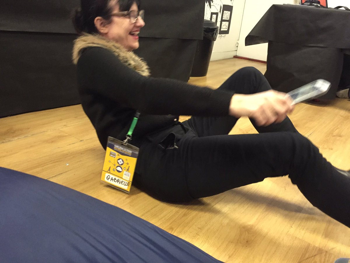 PViranin's tweet photo. #CoderAvecLaPoste @MocGab est si heureuse qu'elle se roule au sol. Ça c'est l'esprit #hackathon! https://t.co/a6oTzLIyl8