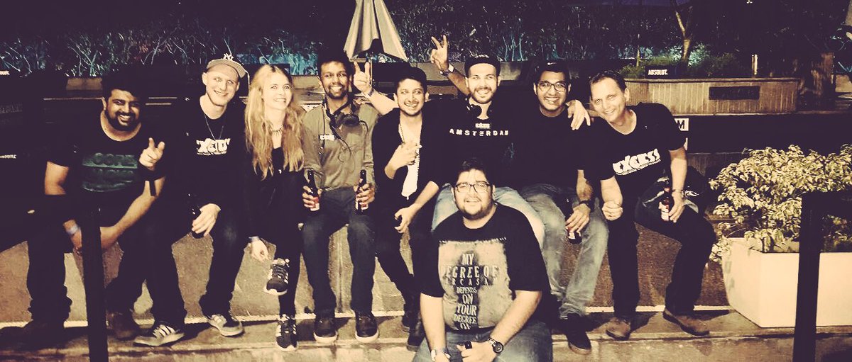 djankytrixx's tweet photo. #TourOfGratitude getting some massive lurvings last night in #Delhi!

Thank you once again ❤️❤️❤️ https://t.co/avjA1Jy1VE