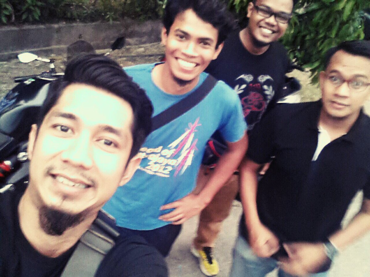 azrinhajiazmi's tweet photo. #ExPTSB #ExUTHM #ExPARITJAMBUL #ExCustomerTegarMaktokSambalKerang https://t.co/V9nYmc35NK