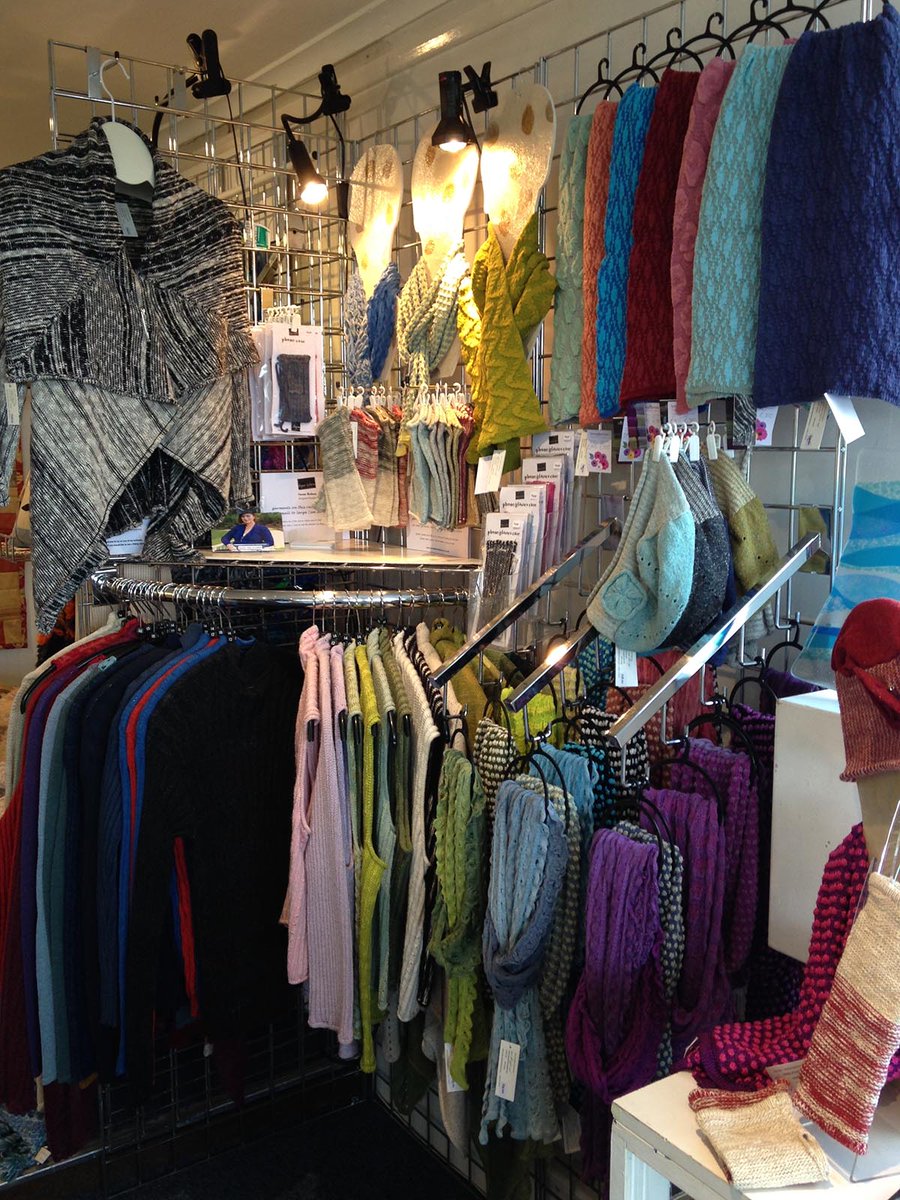 SusanHoltonKnitwear tweet media