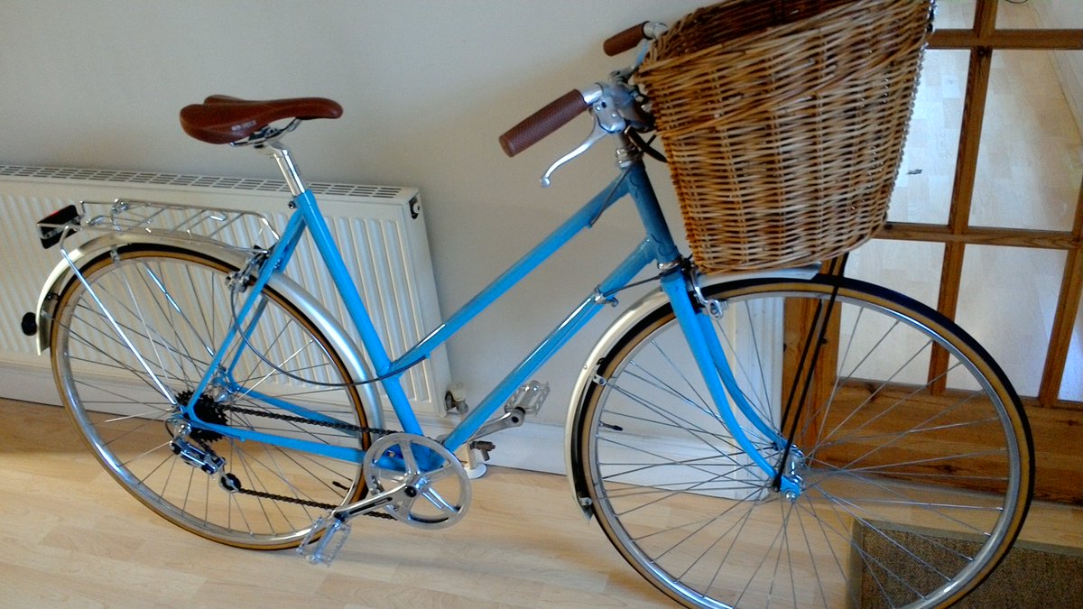 NicktheCrew's tweet photo. @DeviantBikes @WheelVintage old Dawes to new classic pastel blue thanks to #rebike #argos #bristol https://t.co/RLfVbuAOVz