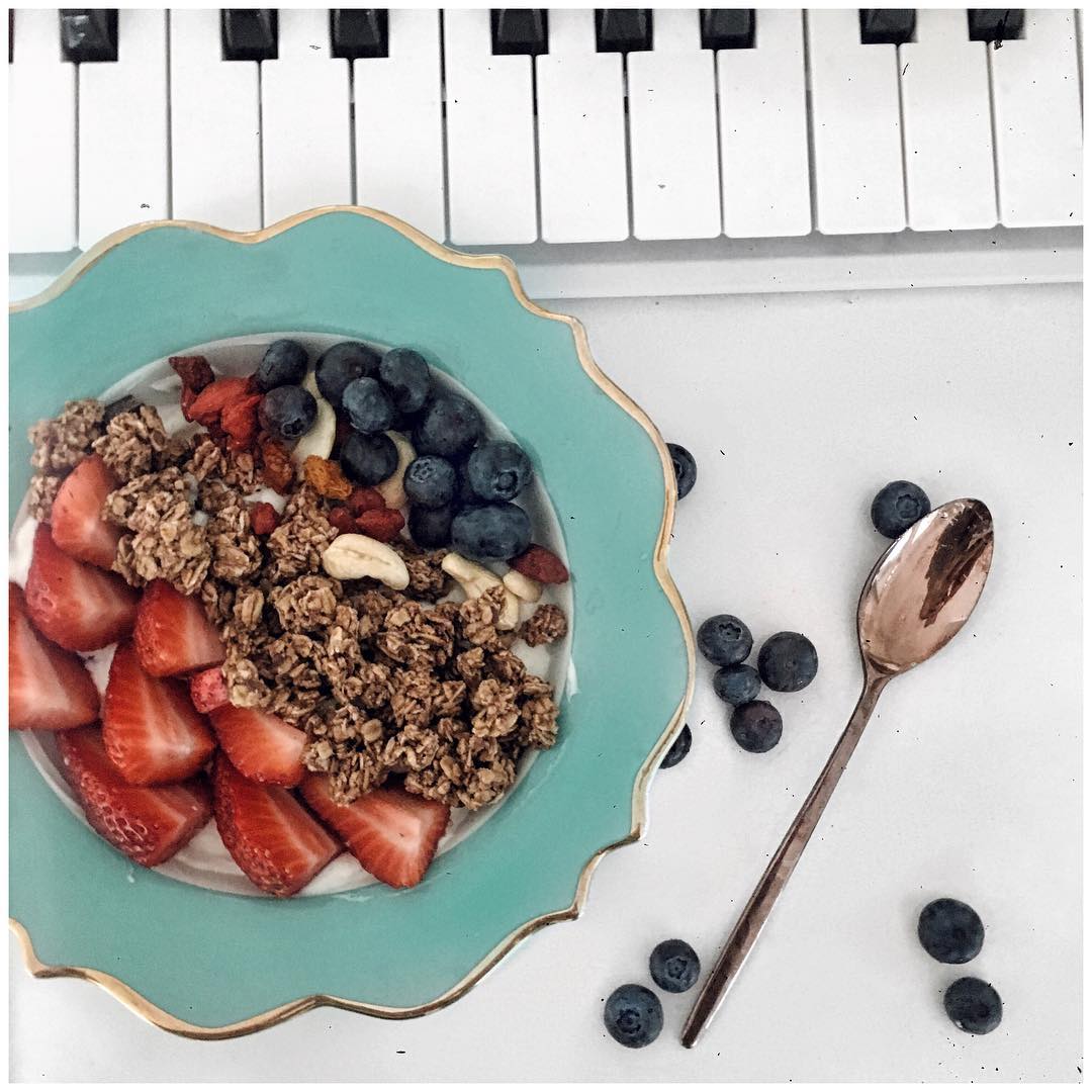 Moving__UP's tweet image. СЛАДКАЯ ЖИЗНЬ: УПОТРЕБЛЯЙ СЛАДОСТИ С ПОЛЬЗОЙ😋🍫
все о самых полезных сладостях movingupp.ru/sladkaya-zhizn…