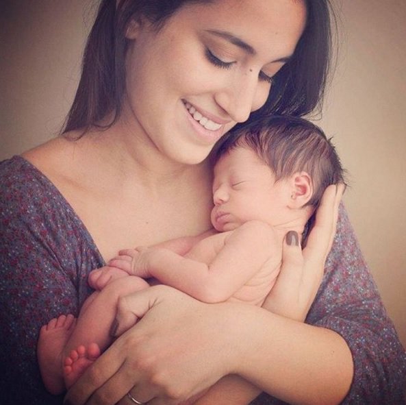 Modalu_England's tweet photo. Happy #MothersDay @mamazou85! Share your #ToMeLoveIs entries before midnight (GMT) for your chance win a Modalu! https://t.co/Zep7H8ONzq