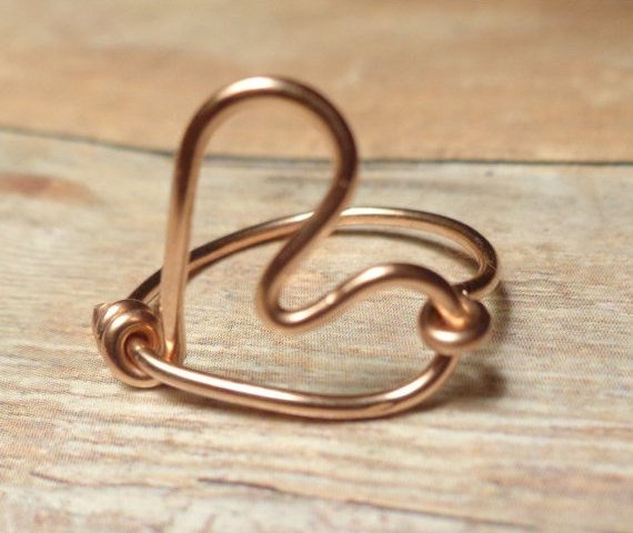 donkatcha's tweet photo. Rose Gold Heart Ring, Heart Wire Ring, Ring for Girlfriend, W… https://t.co/VGmVDWpf2c #DonKatCha #RingForGirlfriend https://t.co/UfI11VTfWq