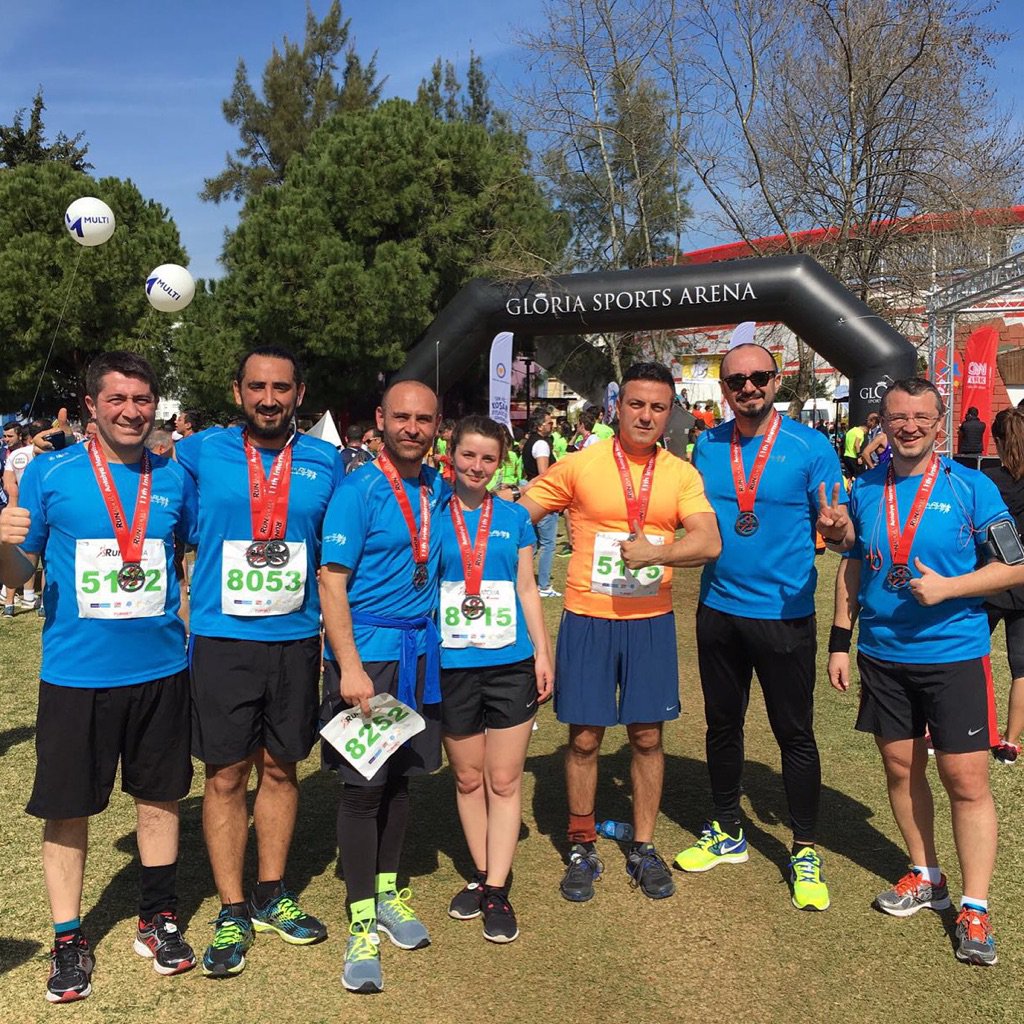 kosturun's tweet photo. Harika atmosfer, harika hava, harika bir koşu #runatolia Yine gelecek biz 😉 #kosturun https://t.co/FLRWiQuyMM