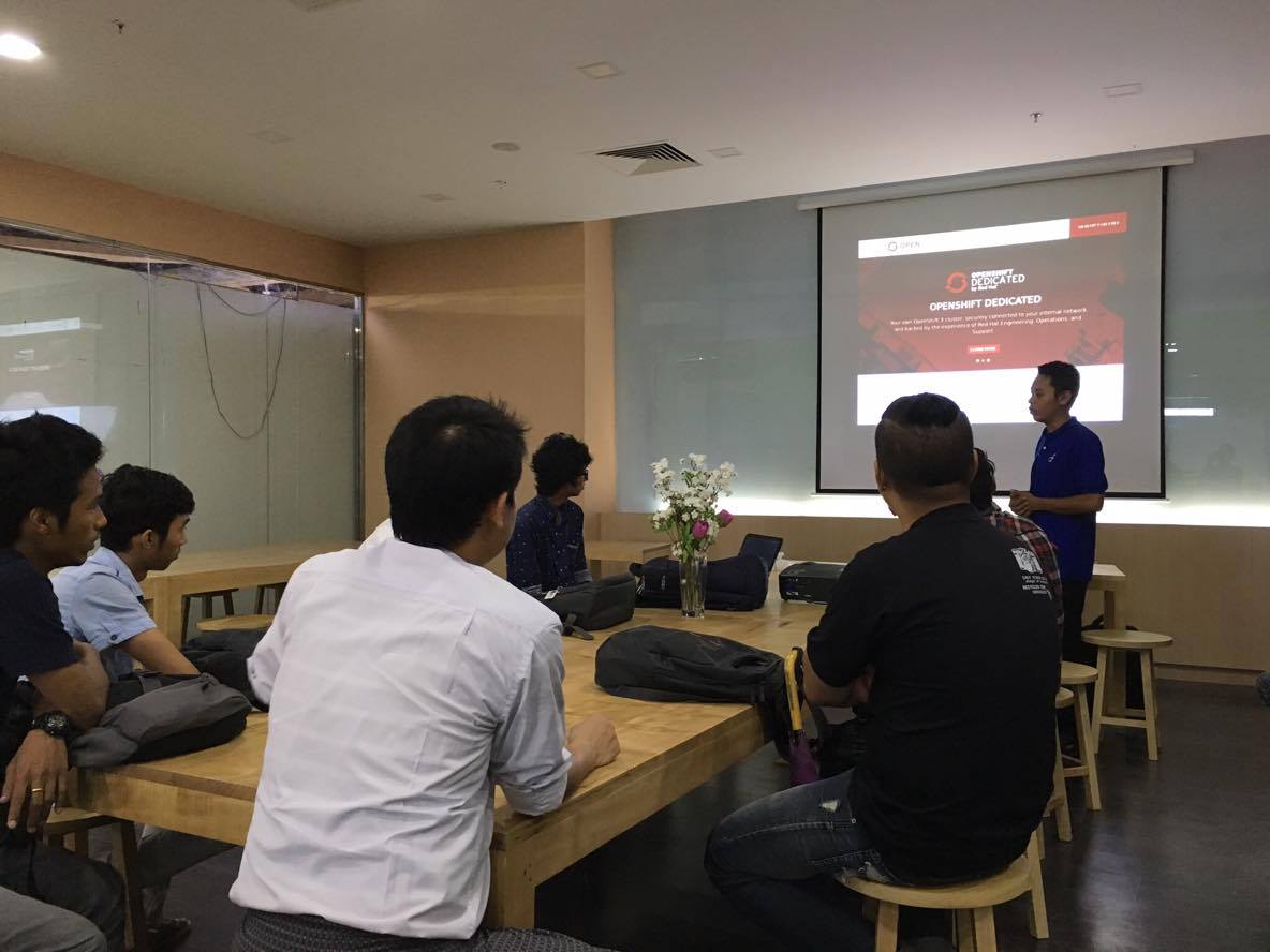 orcakrilozona's tweet photo. #openshift #The_Cyber_Wings_Team #BootCamp #Yangon #Myanmar #LifeSquare #MyanmarPlaza
https://t.co/iOnDWmNTqW https://t.co/2aEeNlGRWF