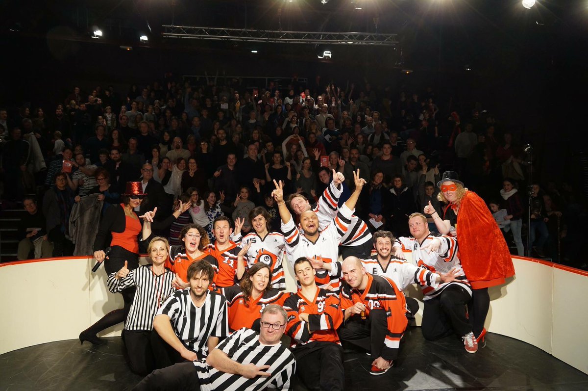 ImproandCo's tweet photo. Merci d'être venu nombreux hier soir pour ce super match pour Le jour de l'impro: Match serré, super les Lillois! https://t.co/L9jVFhURj0