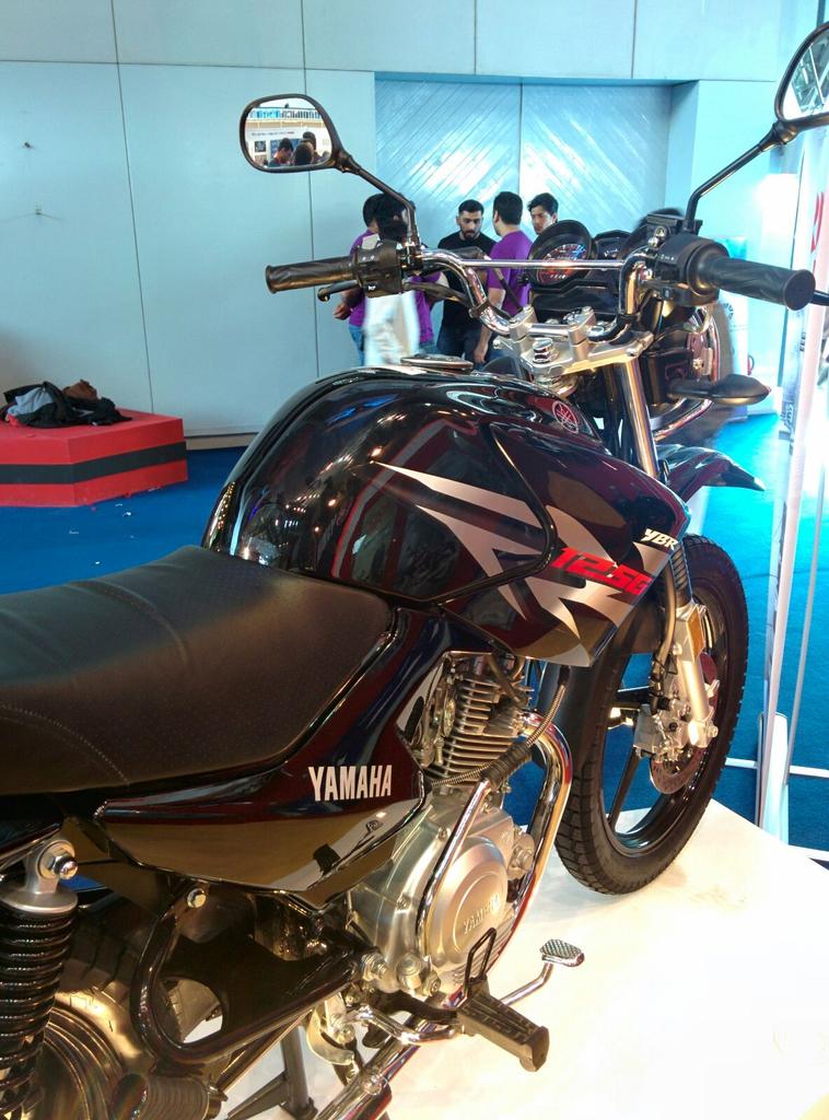 Mussanaf's tweet photo. Just look at those curves 😍 #pakistanautoshow #rockon #YamahaPk @YamahaMotorPk https://t.co/jQS2uKw2l8
