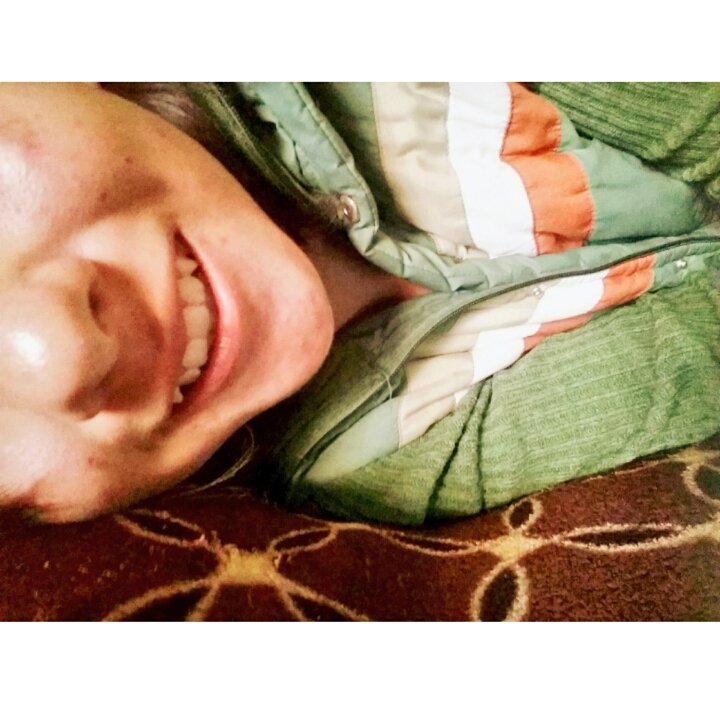 ValeeSiilva09's tweet photo. Mientras más triste sea tu historia, Más fuerte debe ser tu sonrisa.  👊😊
-Bob Marley- https://t.co/2zoSDfcKdN