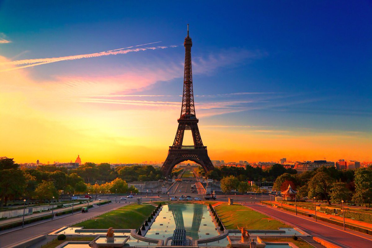 heyholidaycom's tweet photo. „Vive la #France“ nächste Woche auf unserem #Instagram-Account - https://t.co/qZhE8PWEhY #reisen https://t.co/gDkfdo0qJY