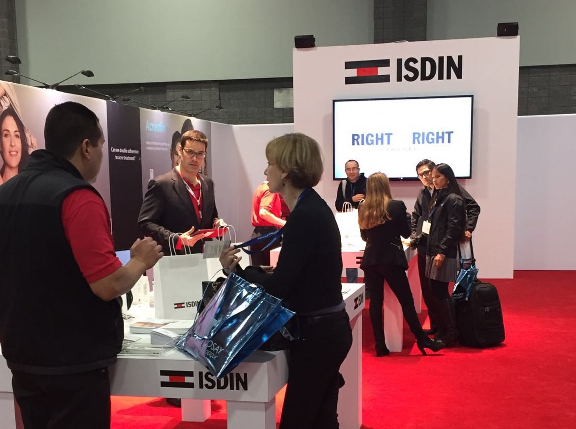 ISDIN's tweet photo. Presentando nuestras últimas novedades en Estados Unidos durante el Congreso Anual de #Dermatología #AAD16 https://t.co/nsoi20cu2X