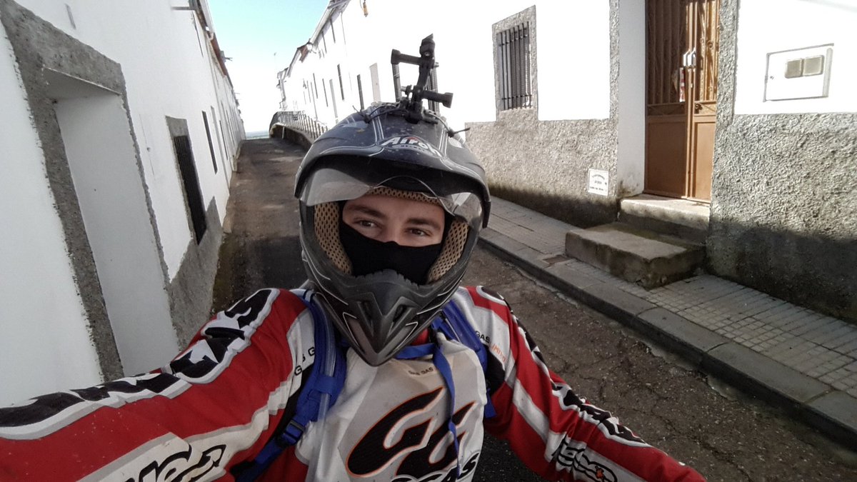 gallardo_pe's tweet photo. Buena mañana a pesar de las molestias en la pierna, a reponer energías durante la semana para estar al 100% el dgo. https://t.co/wlXGlcgVGB