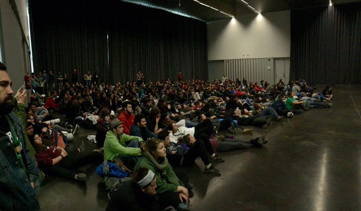 Tanquem un profitós cap de setmana de de formació a Viladecans. Moltes gràcies a l'<a href="/aelespiga/">Agrupament Escolta L'Espiga</a> per acollir-nos!