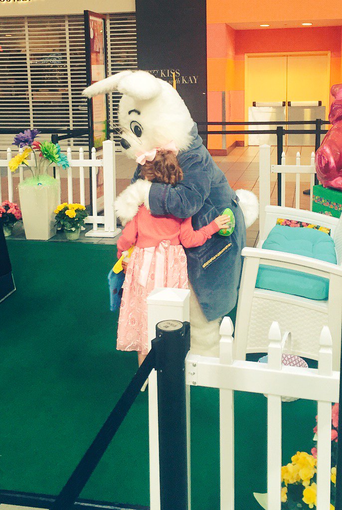 The Easter Bunny gives good hugs #CaringBunny <a href="/AutismSpeaksCLT/">AutismSpeaksNC</a>