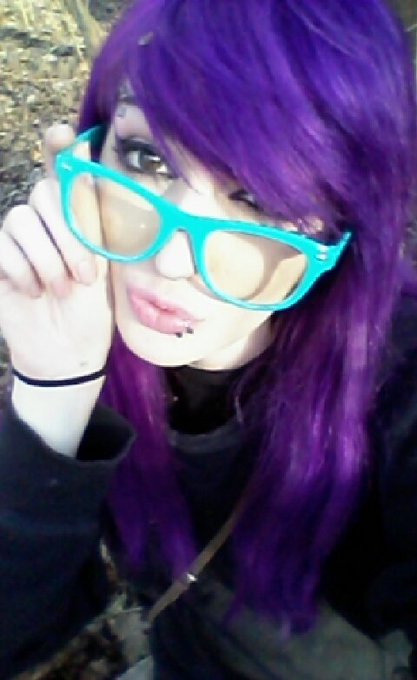 Catch me white and nerdy. The new me check it out. Omg 💜💜💜 https://t.co/zxByzmLvIs<a href="/tag/cookiemonster"class="tags"><span>#cookiemonster</span></a><a href="/tag/blue"class="tags"><span>#blue</span></a><a href="/tag/panties"class="tags"><span>#panties</span></a>