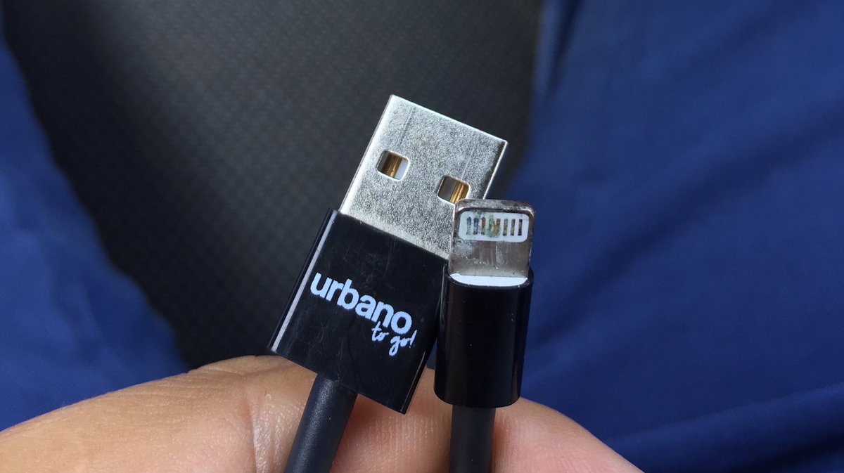 MarceloVega's tweet photo. @urbano_design rasca el cable de mierda https://t.co/uHnvs7caJ8