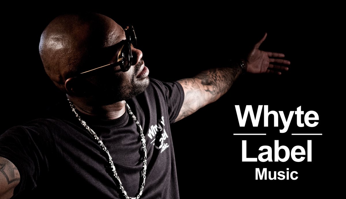 StudiosBack's tweet image. Recent photo shoot with the boys @whytelabelmusic #music #photos #MusicMailbag #cuttingshapes #dance #dj #weekend