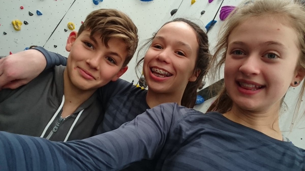 kittyclimbs's tweet photo. Thank you to everyone that made today possible😊 @TheDepotTeam @BMC_Comps #Berghausbmc. Smiles all round😄😄 https://t.co/3fbEso3lwg