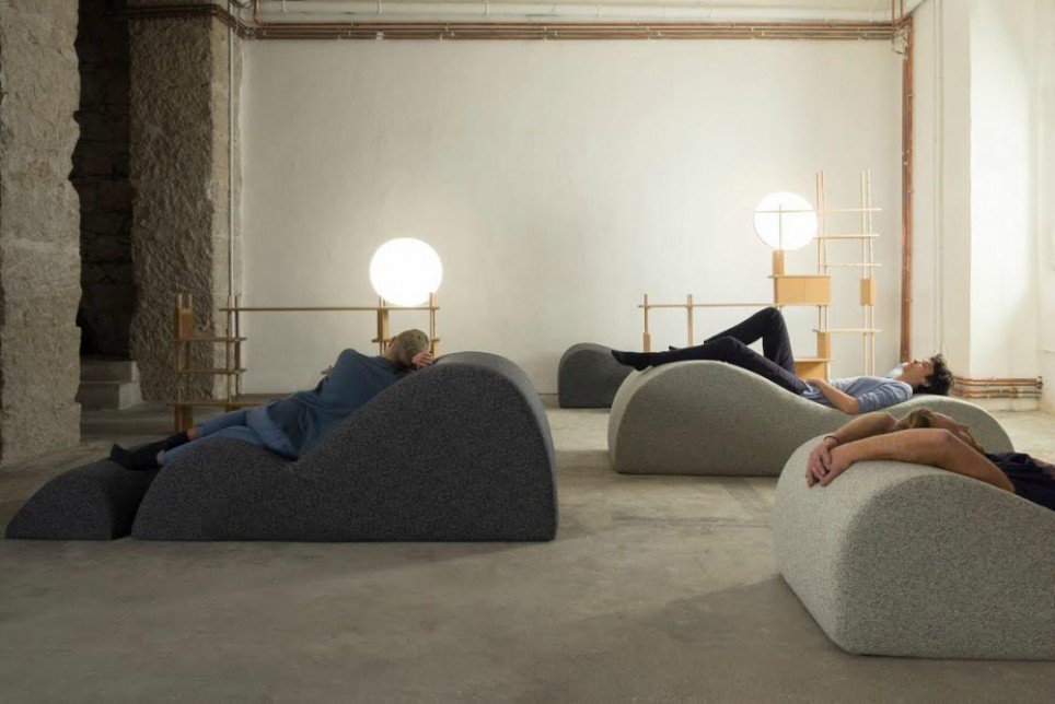 CBaBrandEngine's tweet photo. Hit up the nap bar with #Smarin 's pebble shaped couches #innovativeretail via @dezeen https://t.co/mHB1TRQfeA https://t.co/ukJsqp8Wuu