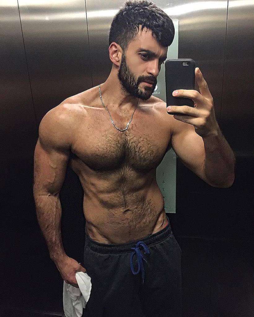 Hottest Twitter Selfies