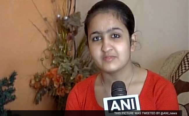 ndtv's tweet image. 15-Year-Old Jhanvi Behal challenges Kanhaiya Kumar to debate, takes Twitter by storm ndtv.com/india-news/15-…