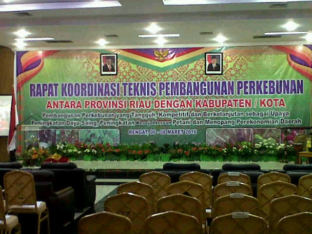 RickiRengat's tweet photo. Acara Pembukaan Rakor Se-Riau di Inhu ,, brtugs sjnak di kwsn #rgt_city ,, usai tugs lsg goo... kmbli ke home ,, https://t.co/YLkBOuIwR0