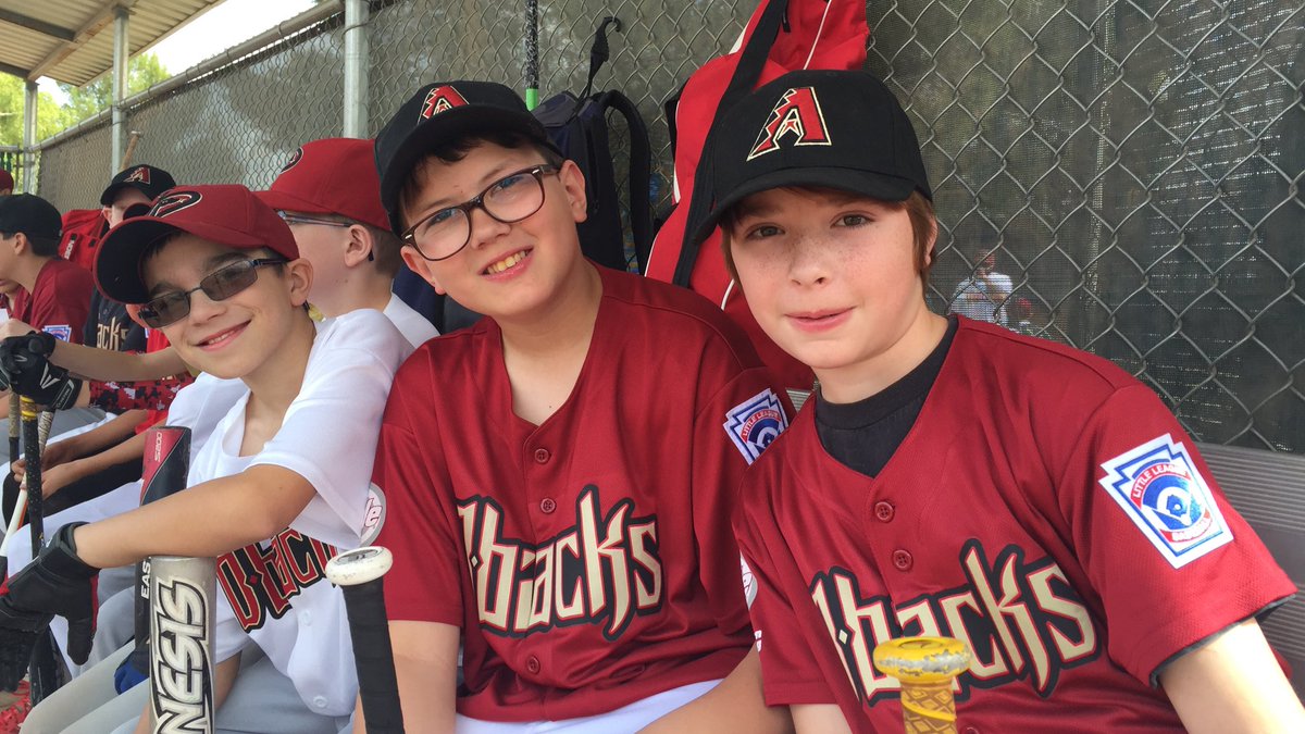 Arizona Diamondbacks on X: More #DbacksGiveBack Youth Jersey Program  leagues celebrated their #OpeningDay yesterday. Looking sharp! 👌   / X